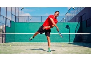 Die häufigsten Anfängerfehler beim Padel-Tennis spielen