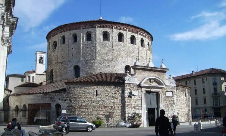 Pādel Nuestro continua a crescere in Italia, ora con un nuovo negozio a Brescia