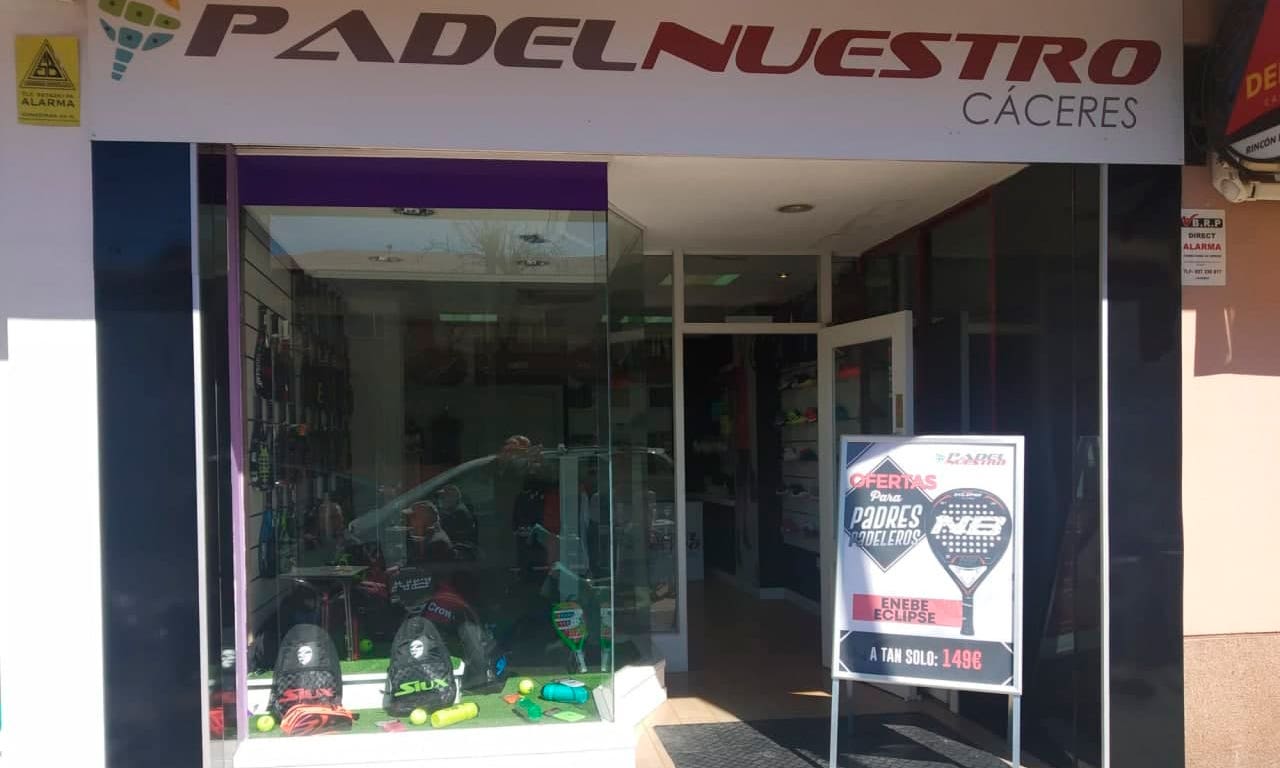 Nueva tienda Padel Nuestro Cáceres