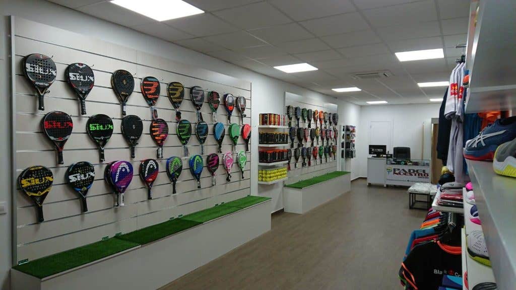 Tienda Padel Nuestro Barcelona II